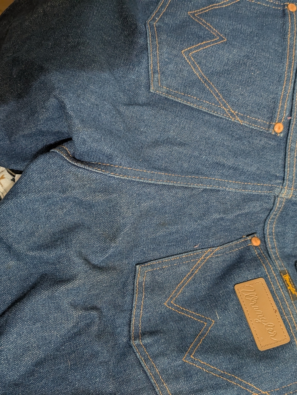 Wrangler Relaxed Fit Dark Blue Denim Jeans